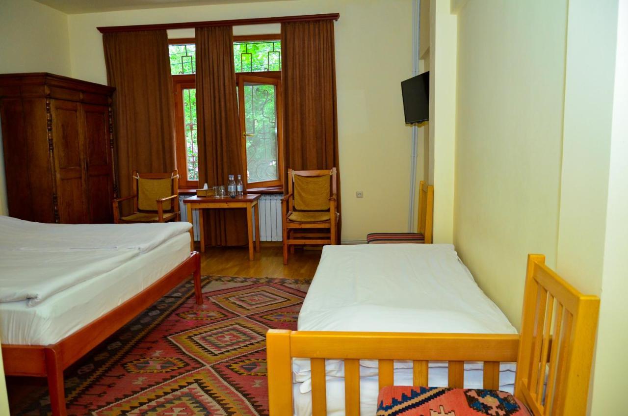 Hotel Mirhav 고리스 외부 사진