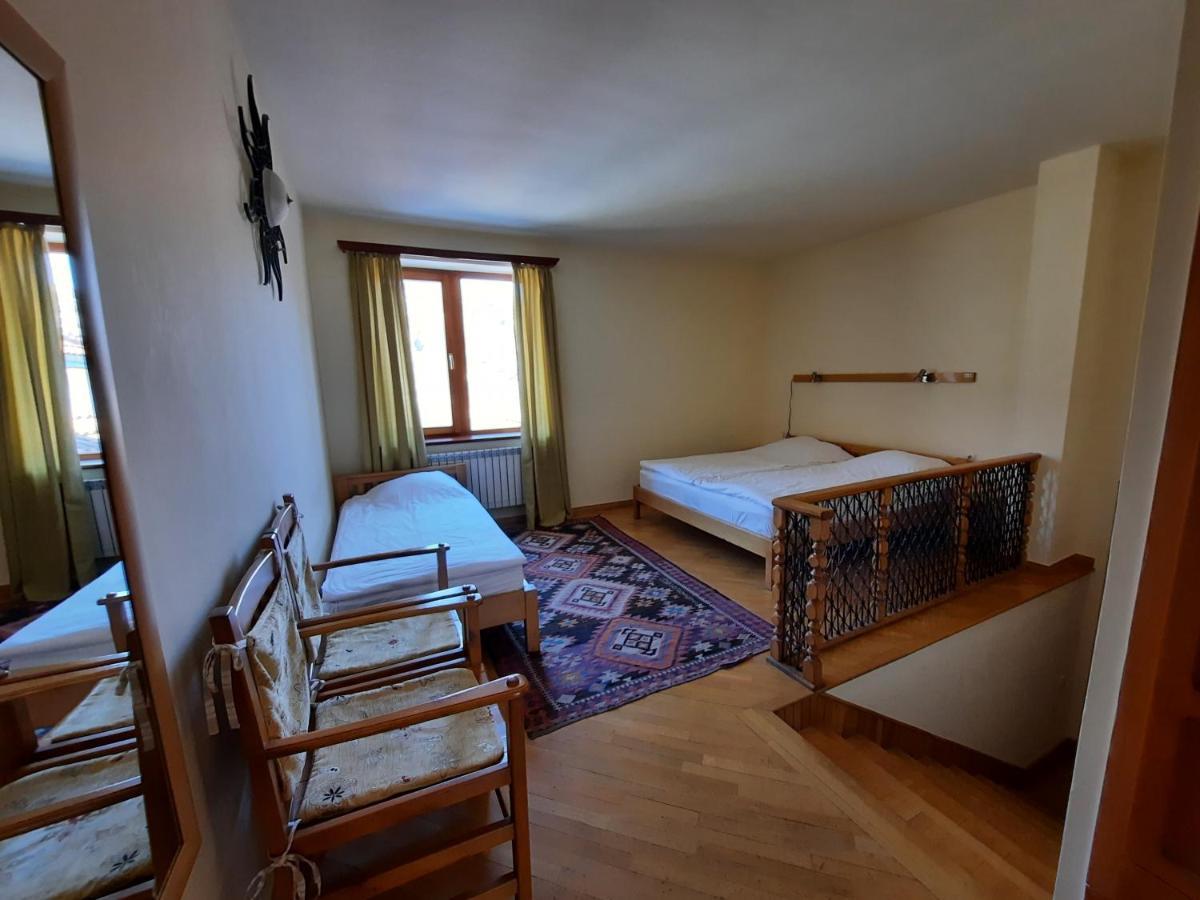 Hotel Mirhav 고리스 외부 사진
