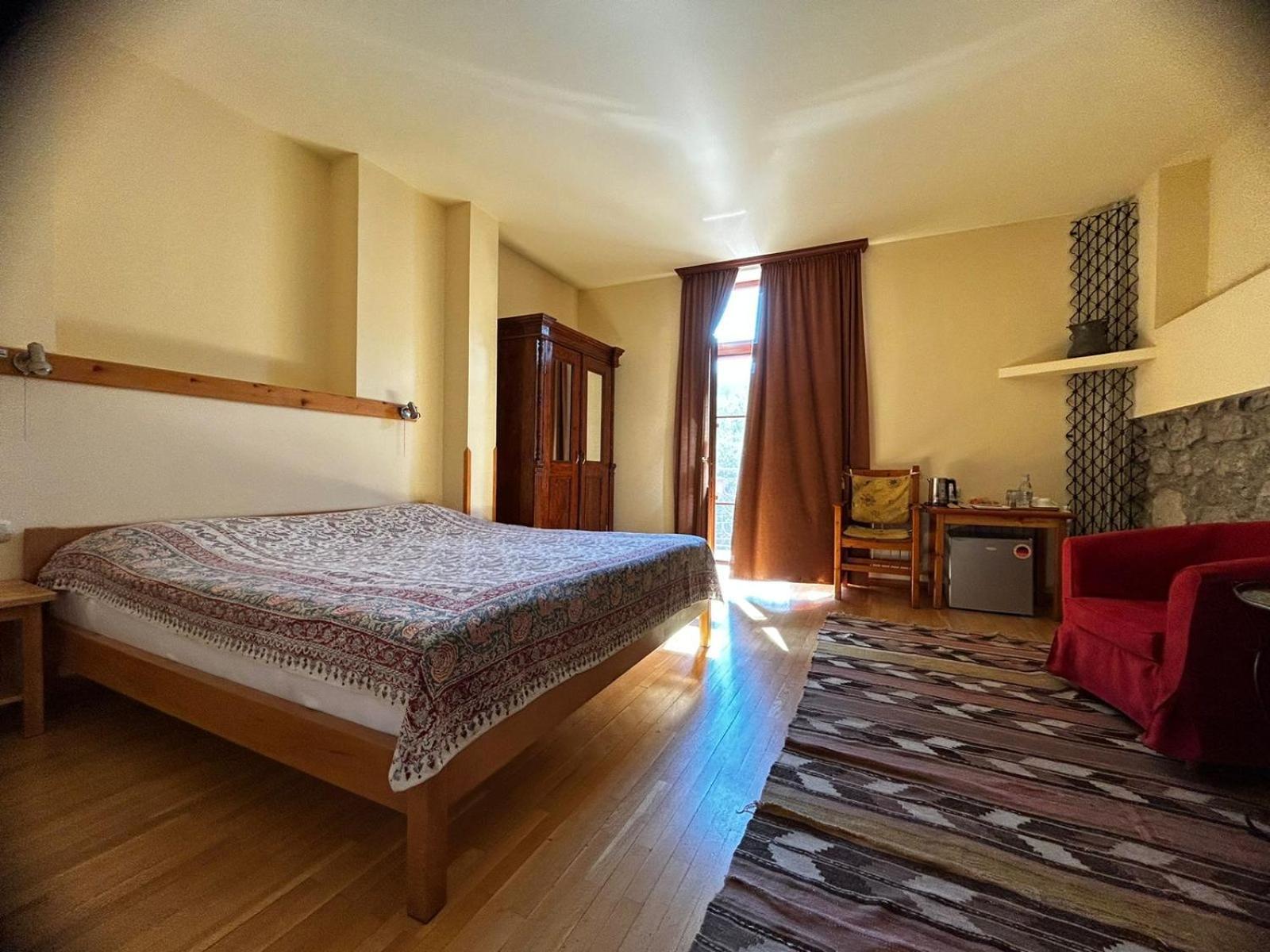 Hotel Mirhav 고리스 외부 사진