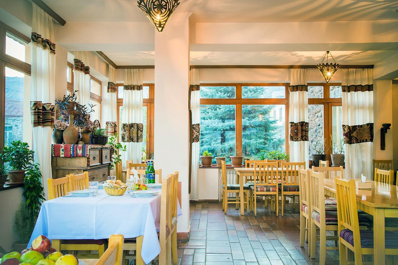 Hotel Mirhav 고리스 외부 사진