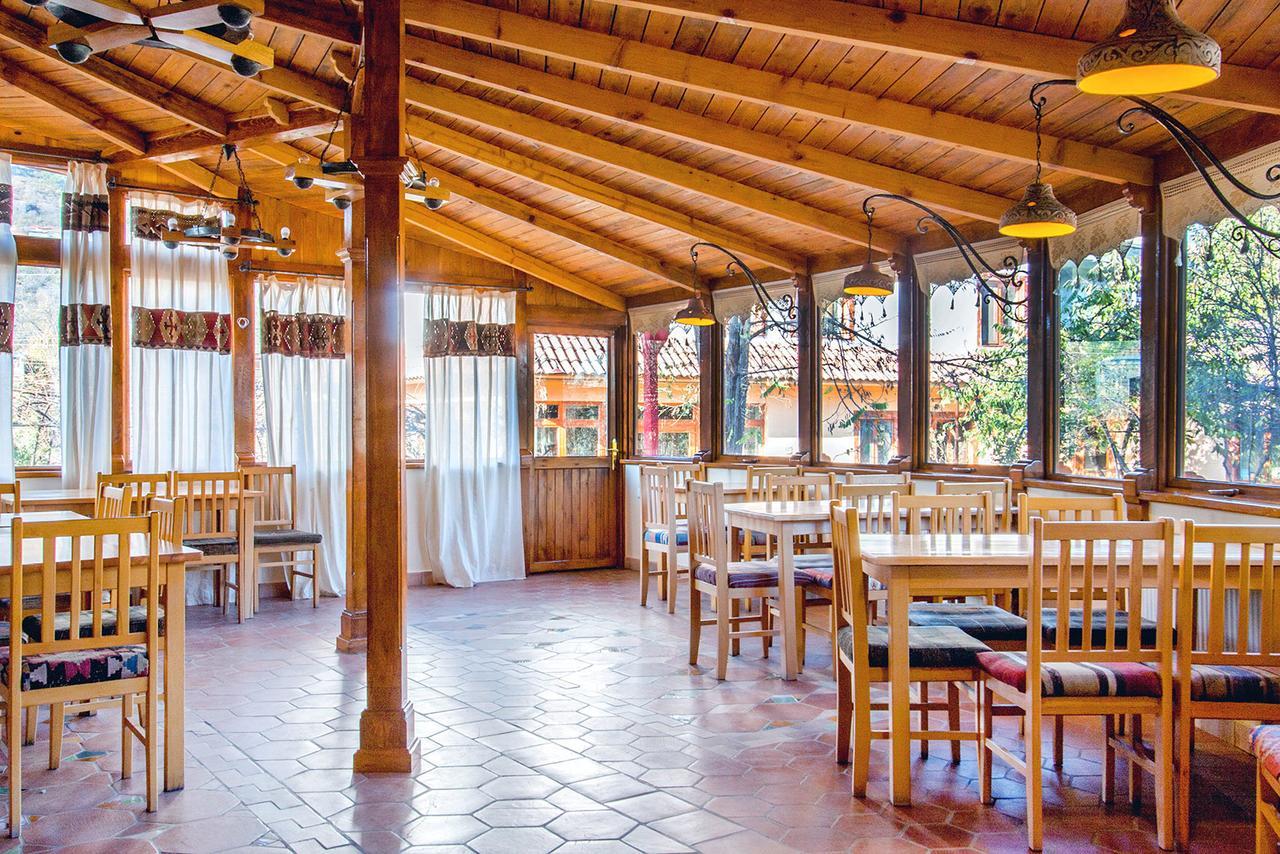 Hotel Mirhav 고리스 외부 사진